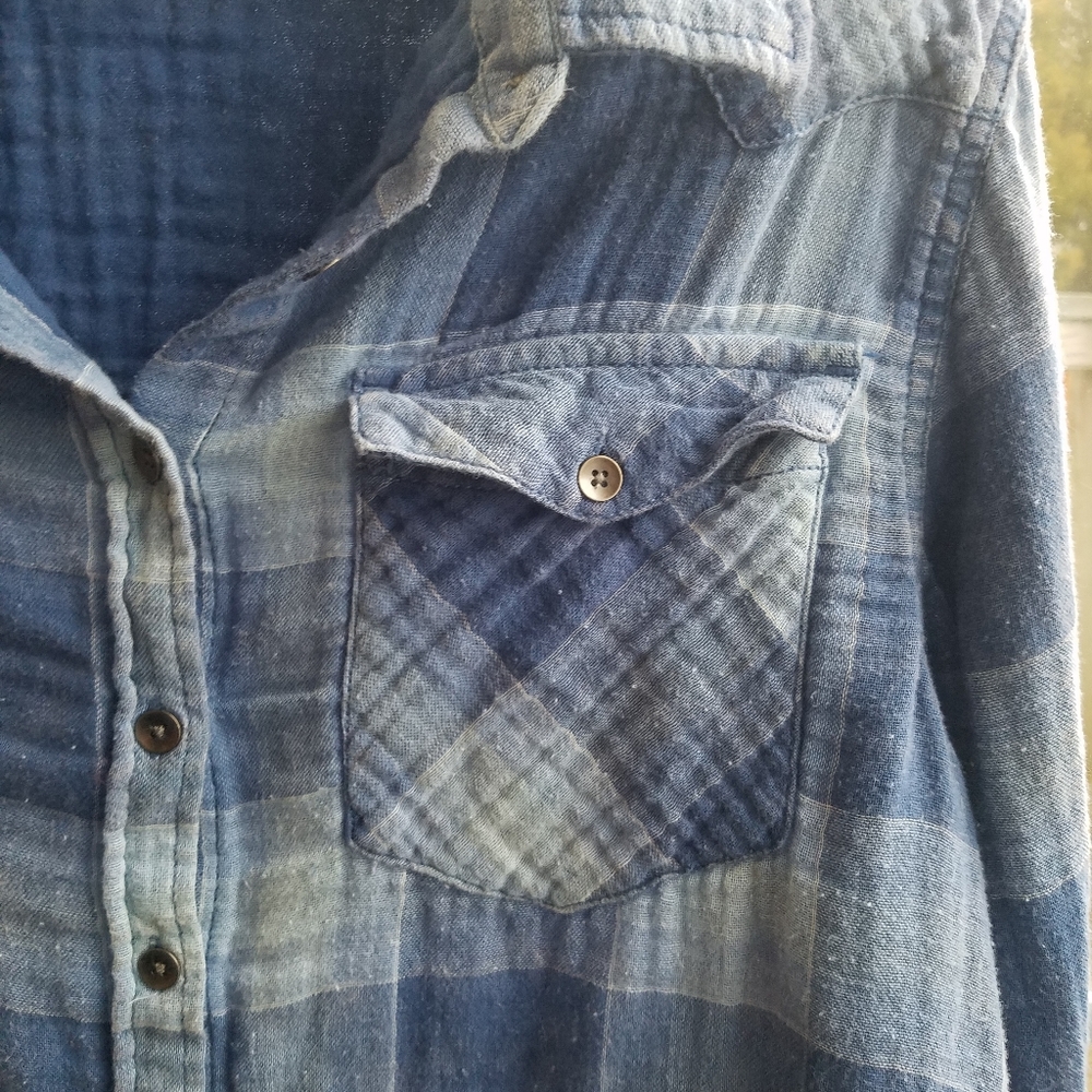 4 Button Down Shirts - image 4